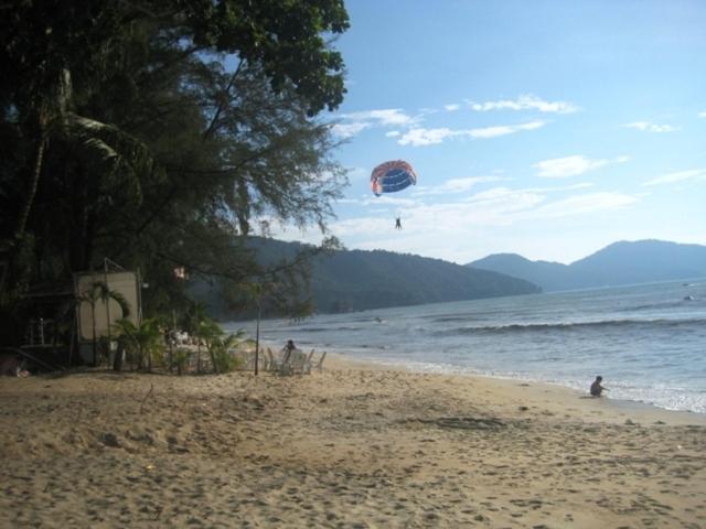 Et Budget Guest House Batu Ferringhi Exterior foto