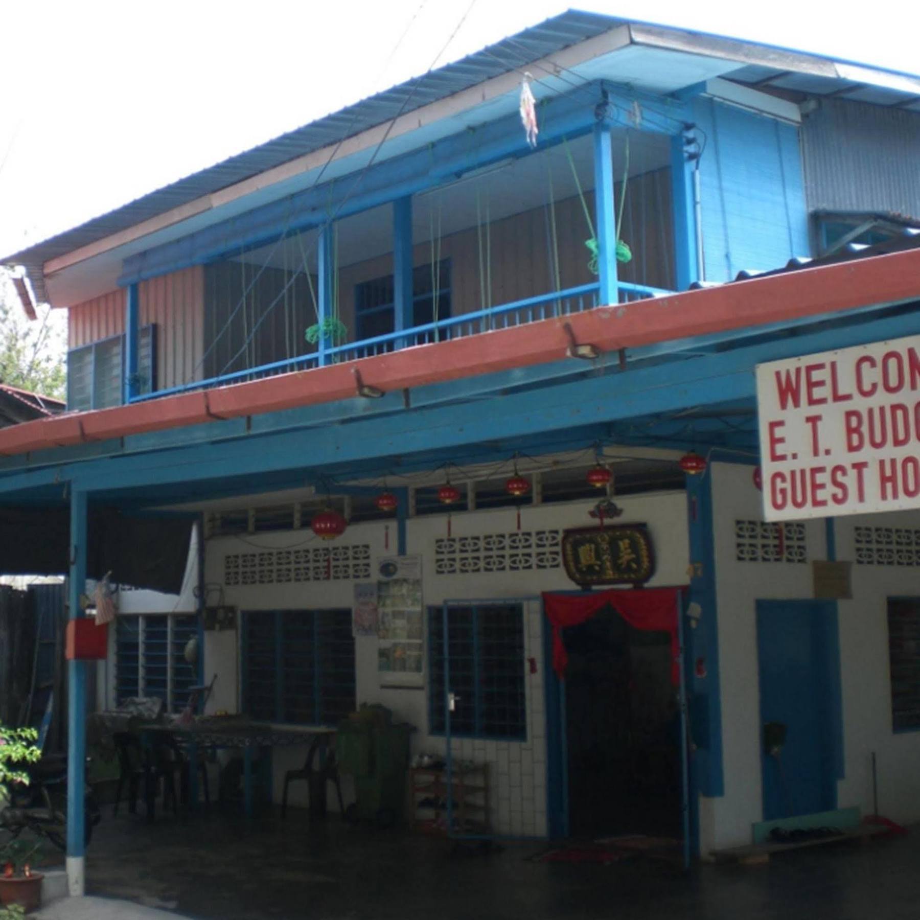 Et Budget Guest House Batu Ferringhi Exterior foto