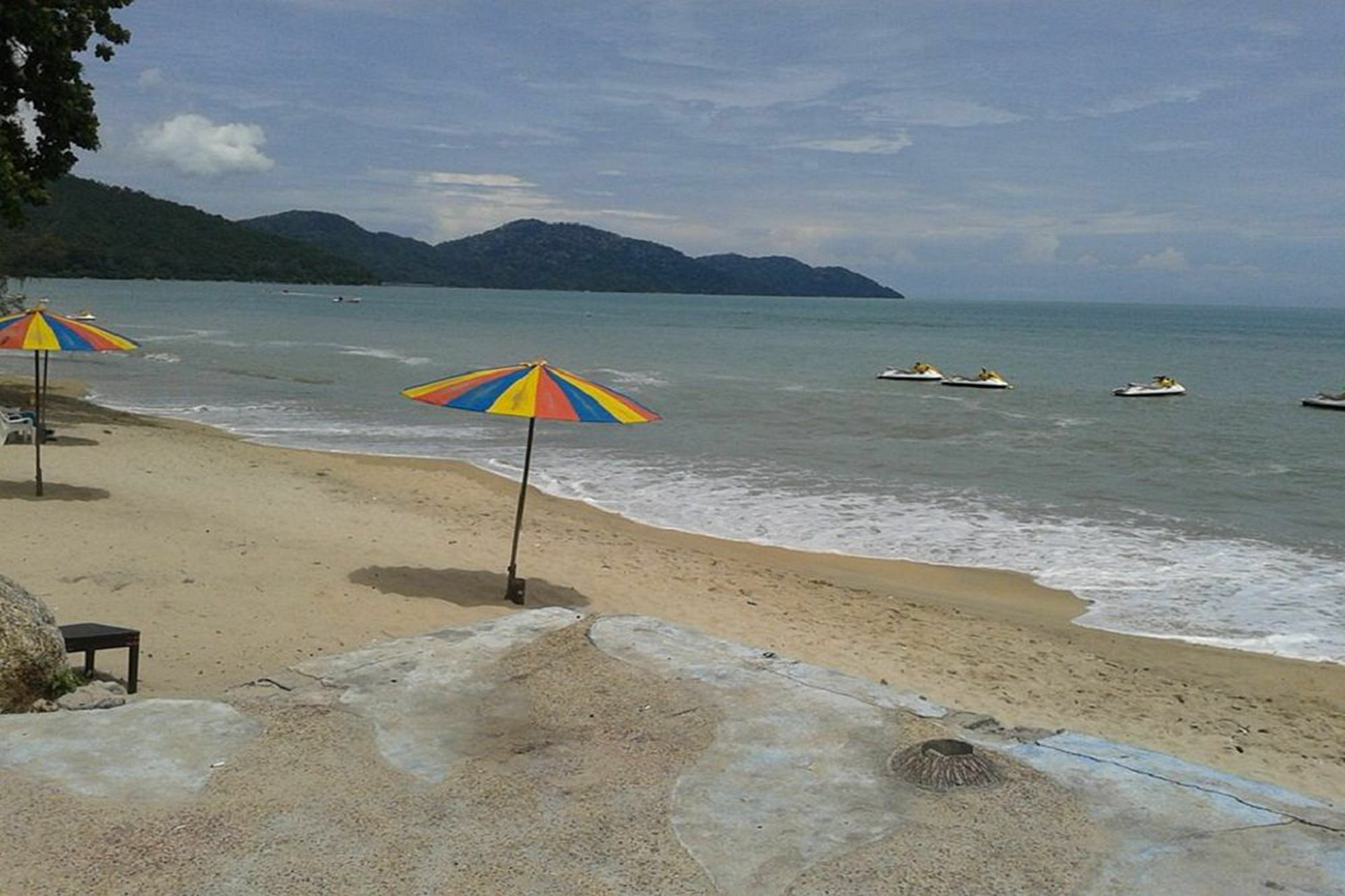 Et Budget Guest House Batu Ferringhi Exterior foto